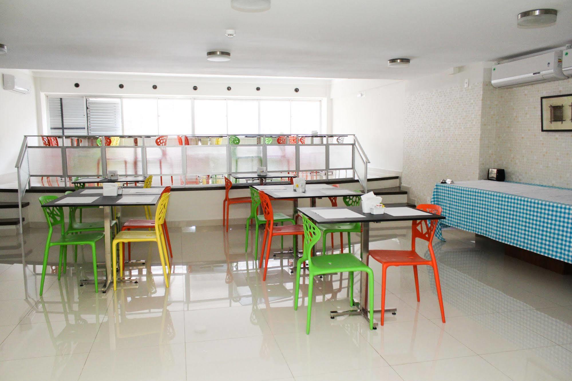 Oyo Ecosuites Hotel Manaus Exterior photo